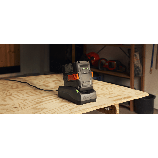 Polnilec 40-C80 Polnilec 40-C80